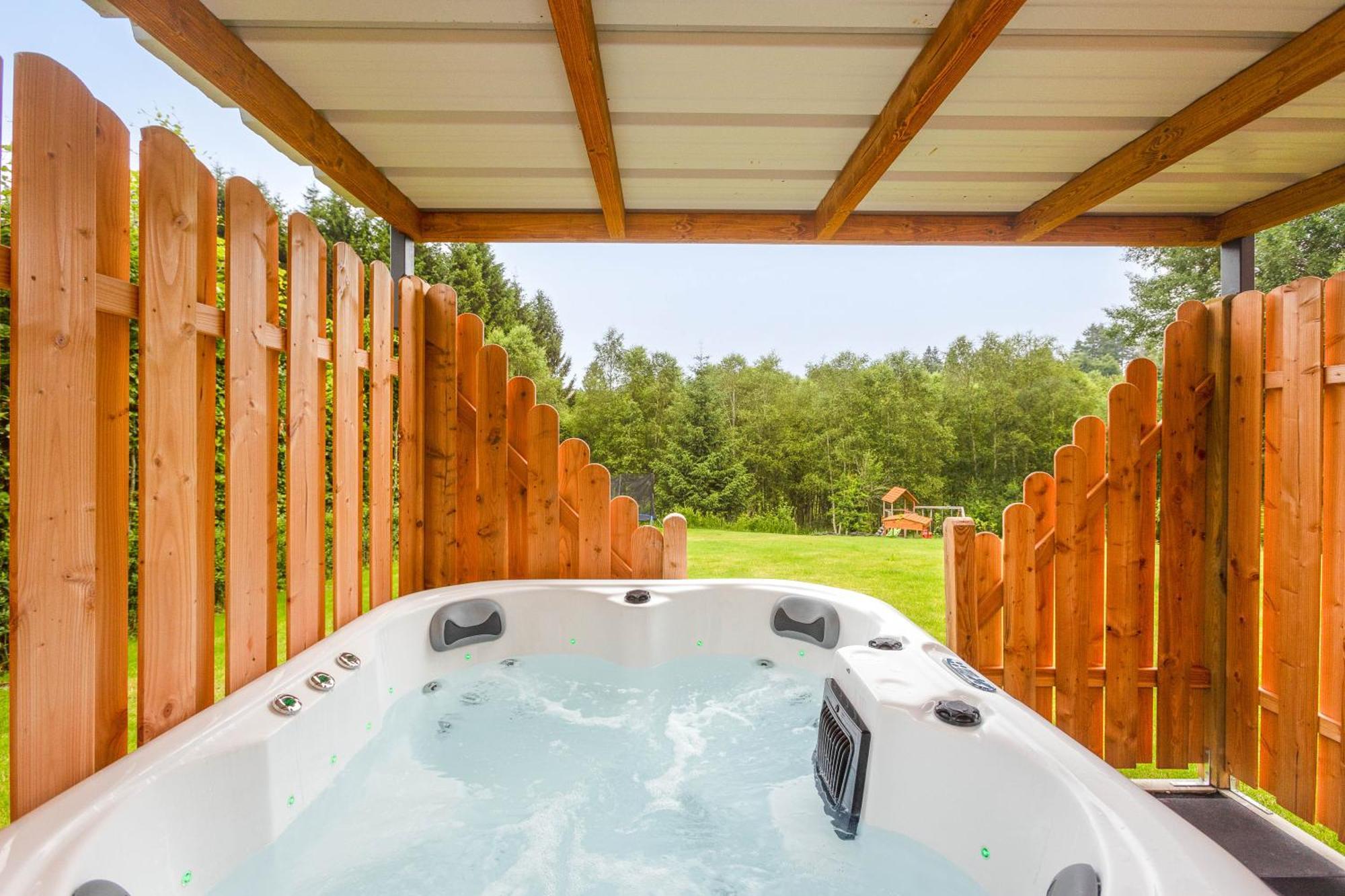 Casa de Férias Urlaub Am Schwarzbach Mit Sauna Und Whirlpool Haus Felix *