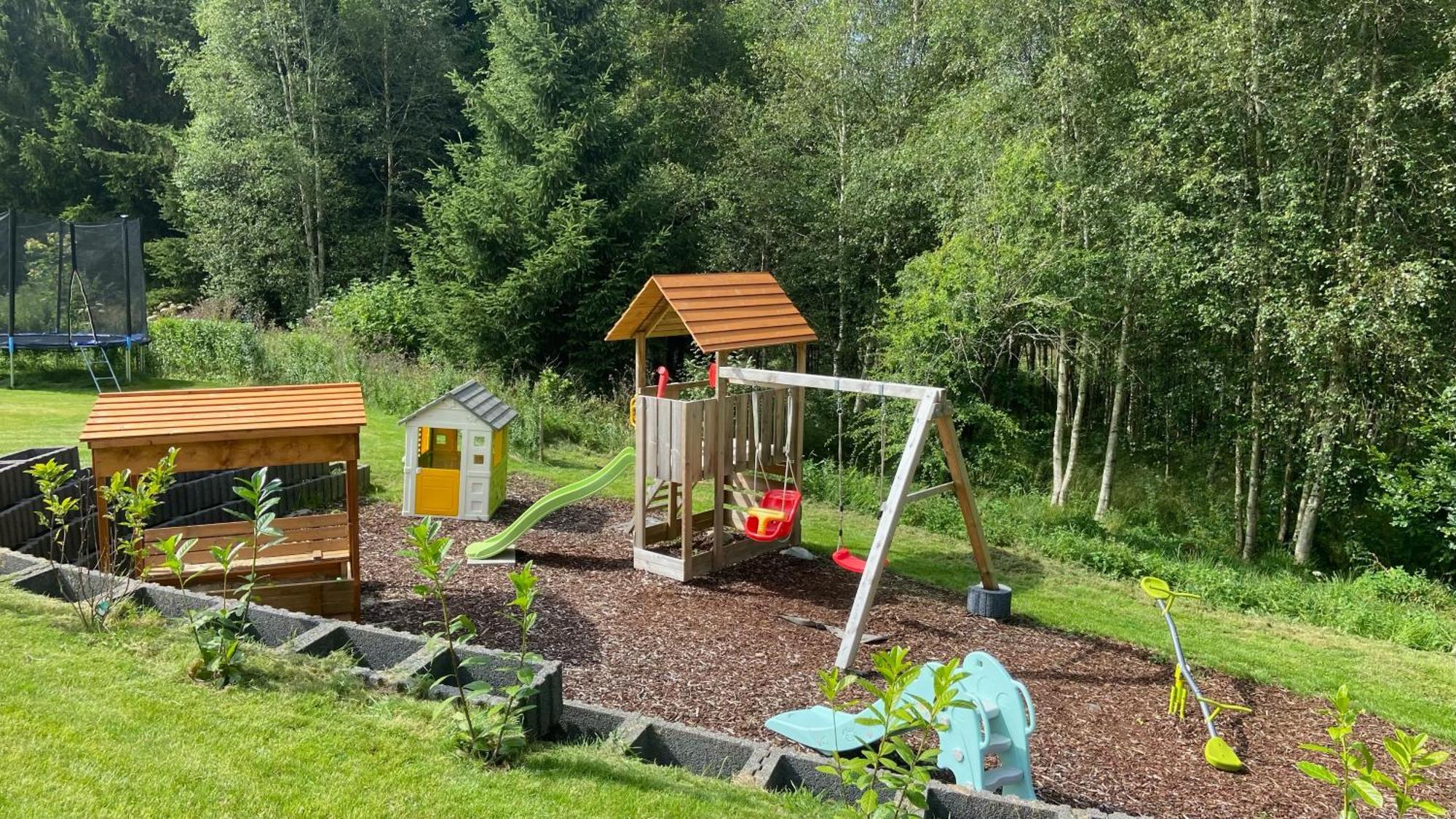 Urlaub Am Schwarzbach Mit Sauna Und Whirlpool Haus Felix * Küchelscheid